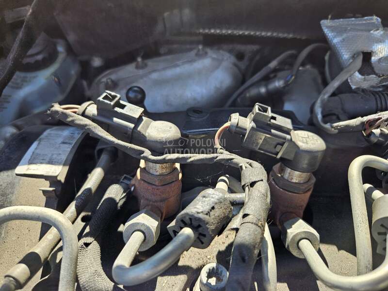 DIZNA PUMPA 1.6 TDI GOLF 6 A3 za Volkswagen Caddy, Golf 6, Golf Plus ... od 2008. do 2013. god.