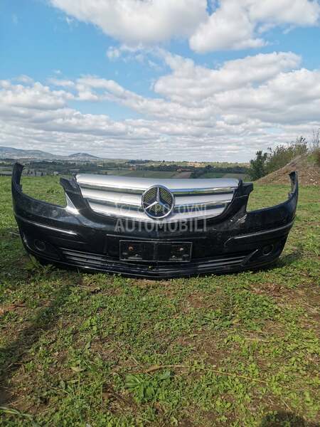 Prednji branik za Mercedes Benz B 150, B 160, B 170 ... od 2004. do 2008. god.
