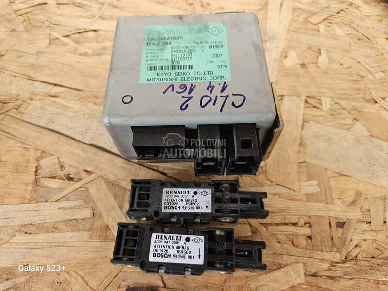CENTRALA AIRBAGA SENZOR za Renault Clio od 2001. do 2003. god.