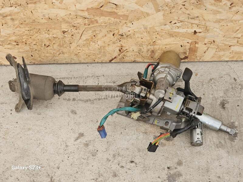 PUSKA VOLANA KARDAN za Renault Clio od 2001. do 2003. god.