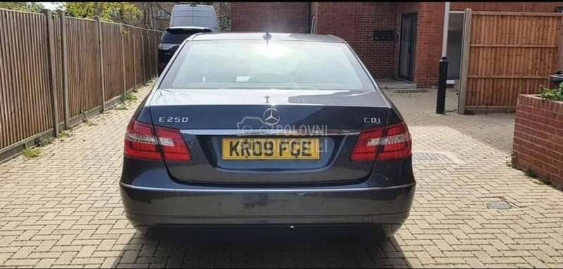 W212 Zadnji branik Avangard za Mercedes Benz E Klasa od 2009. do 2012. god.