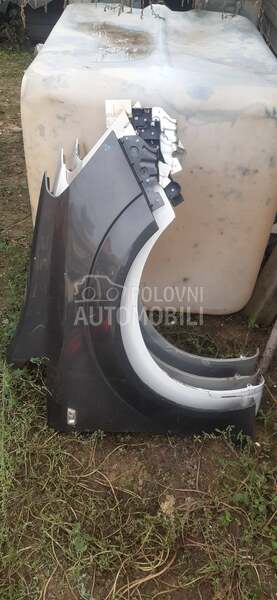 Desno krilo za Opel Zafira od 2005. do 2012. god.