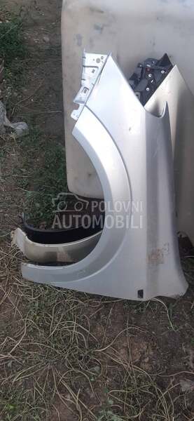 Levo krilo za Opel Astra H od 2004. do 2012. god.