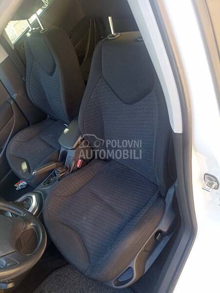 Sedista za Peugeot 308