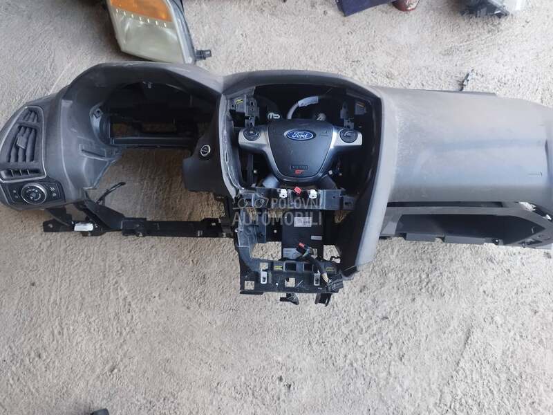 instrument tabla ST za Ford Focus od 2012. do 2015. god.