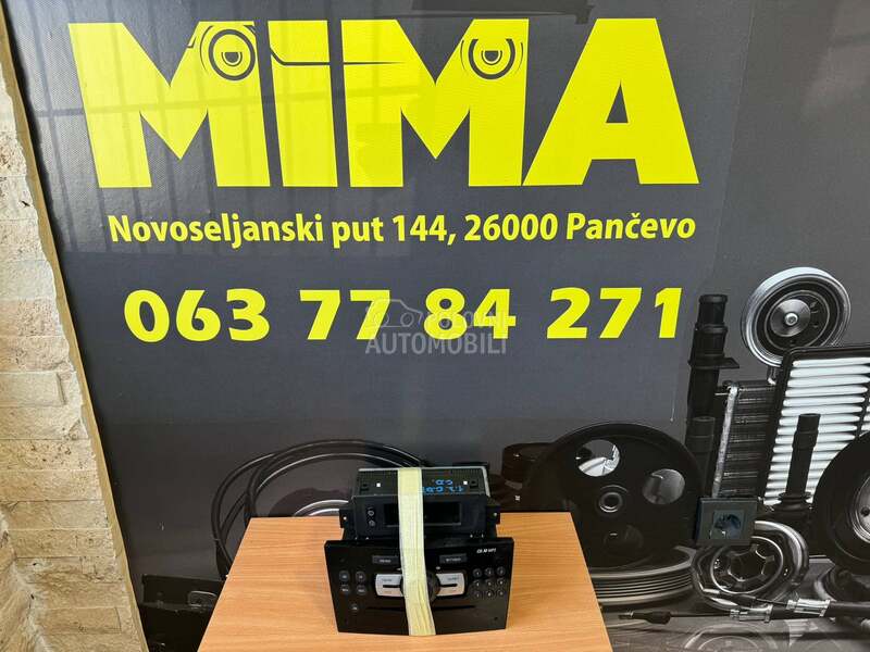 Radio Set/Uparen za Opel Corsa D