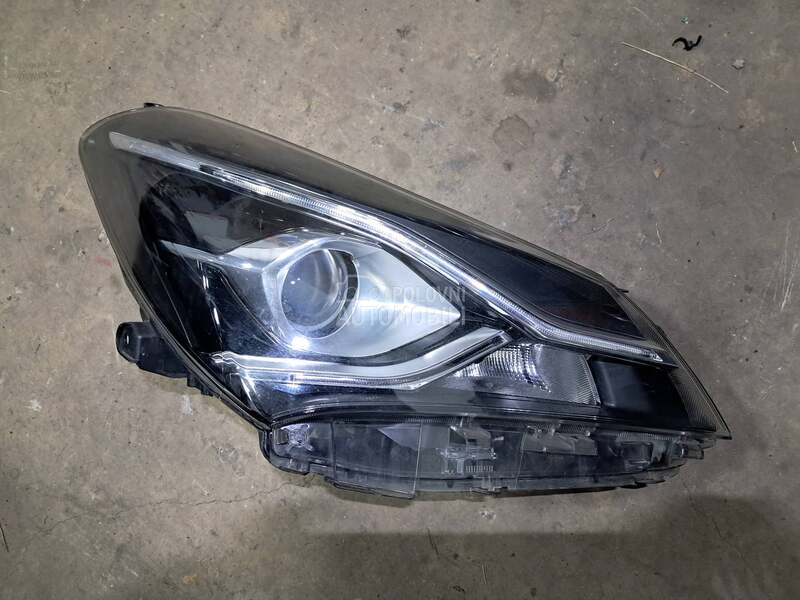 Far Led Original za Toyota Yaris od 2013. do 2020. god.