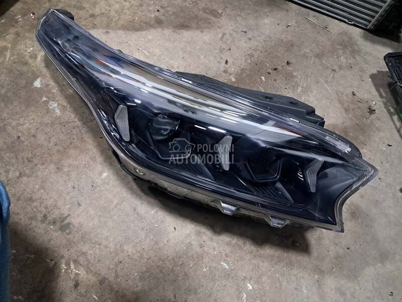 Far Led Original za Kia cee`d, pro_cee`d, cee`d sw ... od 2015. do 2025. god. - 92102J7800