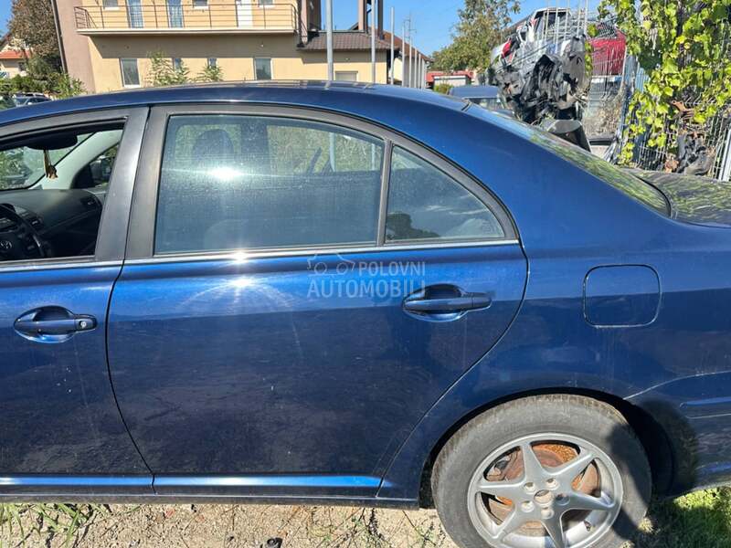 Zadnja leva vrata sedan za Toyota Avensis od 2004. do 2007. god.