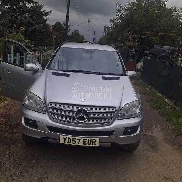 Hauba ML 320cdi za Mercedes Benz ML Klasa od 2004. do 2009. god.