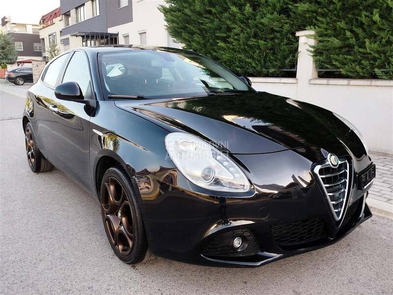 Alfa Romeo Giulietta 2010. god. -  kompletan auto u delovima
