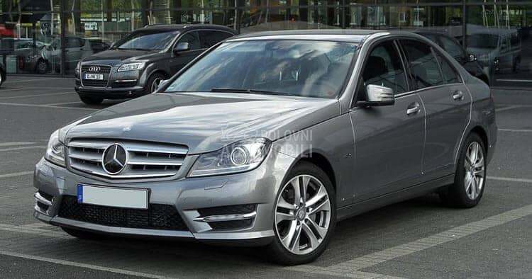 nosac motora za Mercedes Benz C 200 za 2010. god.