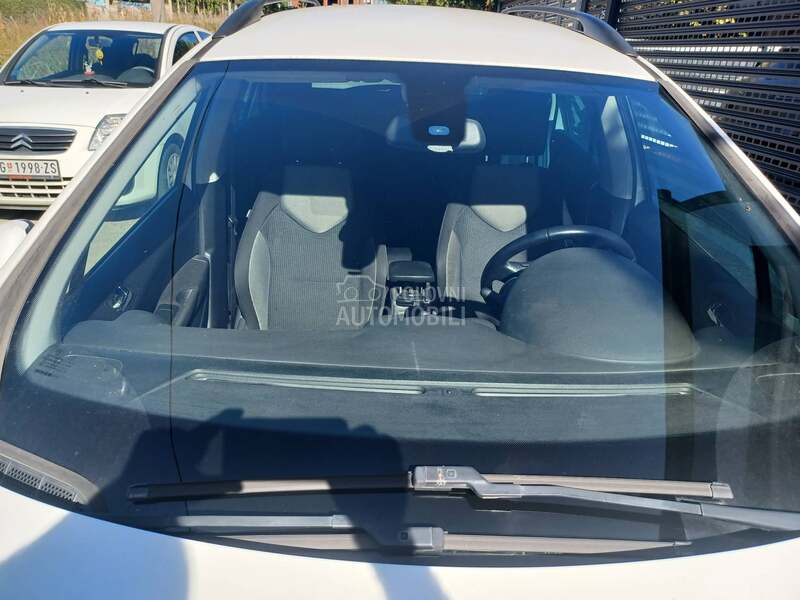 SOFERSAJBNA za Peugeot 308 od 2008. do 2014. god.