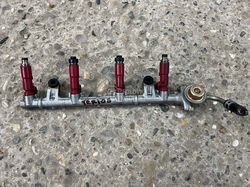 Dizna za Daihatsu Terios, YRV od 2000. do 2005. god.