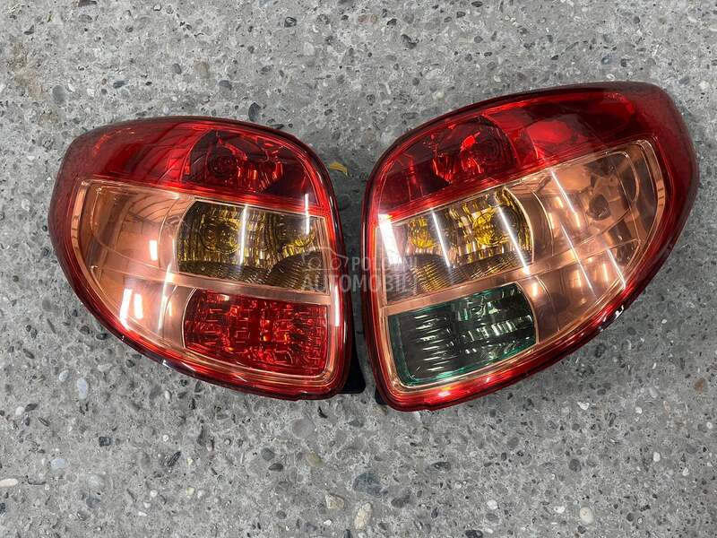 Stop svetlo lampa leva i desna za Suzuki SX4 od 2006. do 2013. god.