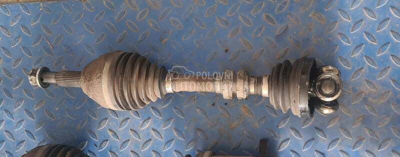 poluosovina kompletna pr. L. za Nissan X-Trail od 2007. do 2013. god.