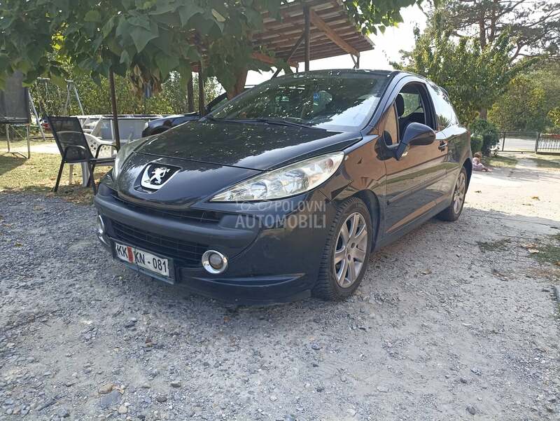Peugeot 207 -  kompletan auto u delovima