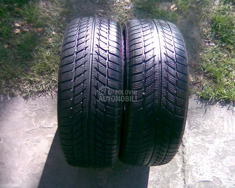 Goodride 215/55 R16 Zimska