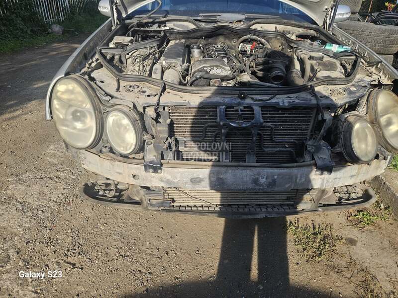 W211 Hladnjak vode 270Cdi za Mercedes Benz E 270 od 2002. do 2007. god.