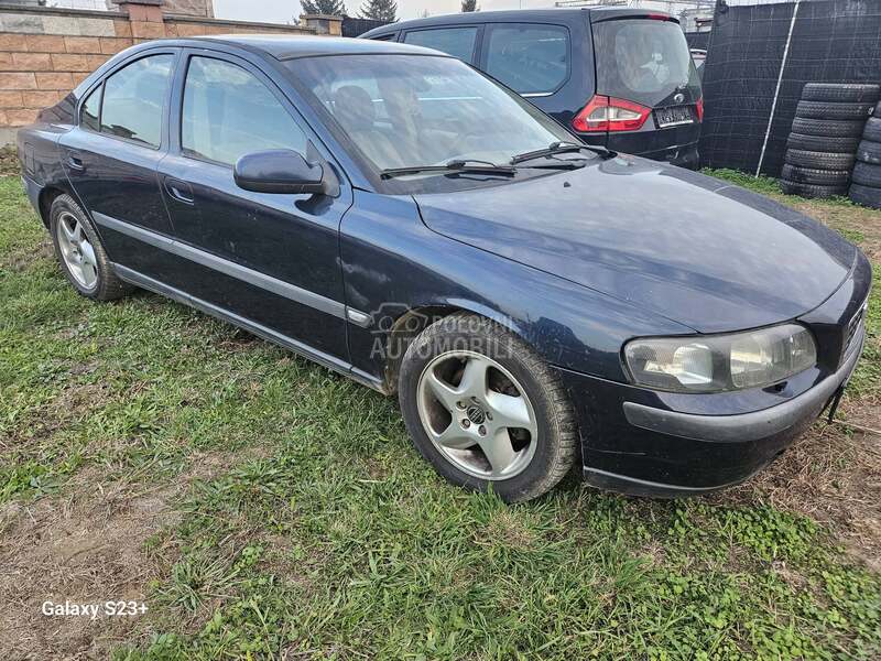 Delovi za Volvo S60 2.4TD 2004. god.