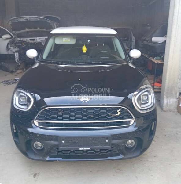 branik r60 f60 za MINI Countryman od 2010. do 2024. god.