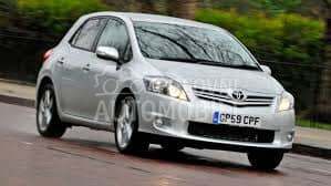 PREKIDAC U PREDNJIM VRATIMA za Toyota Auris od 2010. do 2013. god.