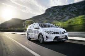 KVAKA PREDNJIH/ZADNJIH UNUTRAS za Toyota Auris od 2013. do 2015. god.