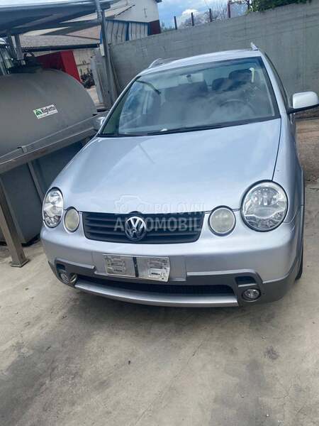 Prednji branik za Volkswagen Polo od 2001. do 2005. god.