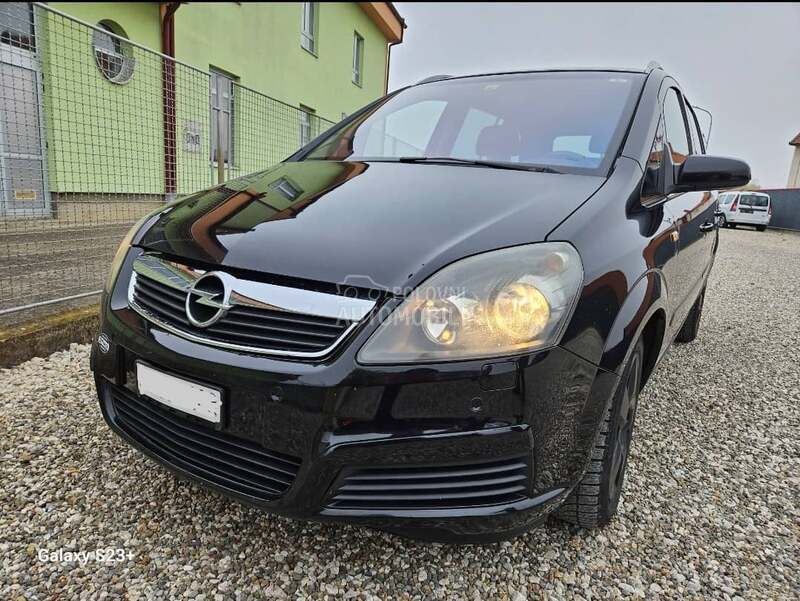MASKA RESETKA LAJSNA za Opel Zafira za 2005. god.