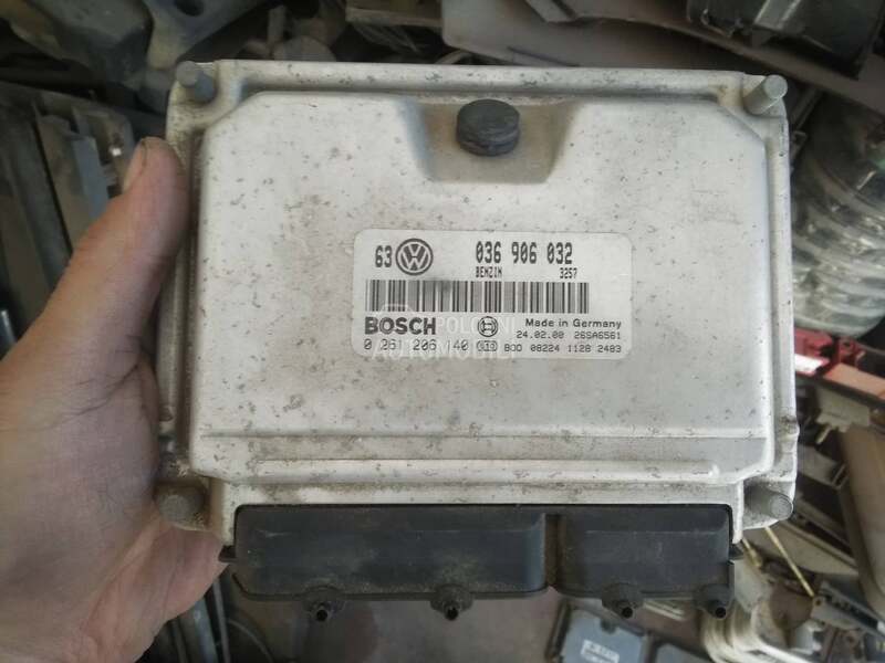 ECU kompjuter motora 1.4 16V za Volkswagen Golf 4