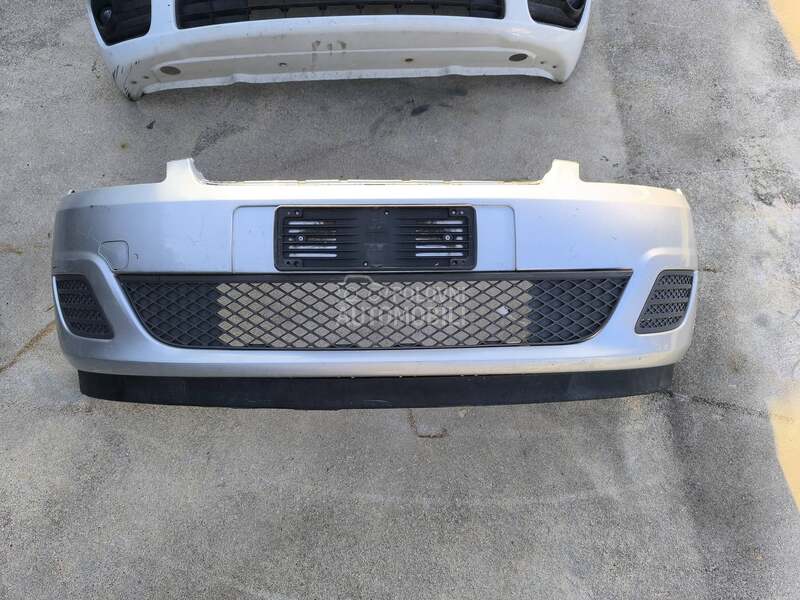 branik prednji za Ford Fiesta, Focus od 2003. do 2008. god.