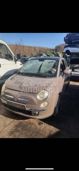 Fiat 500 -  kompletan auto u delovima