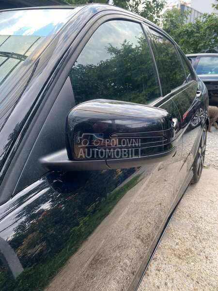 Retrovizori za w204 za Mercedes Benz E 124, E 200, E 220 ... od 2007. do 2014. god.