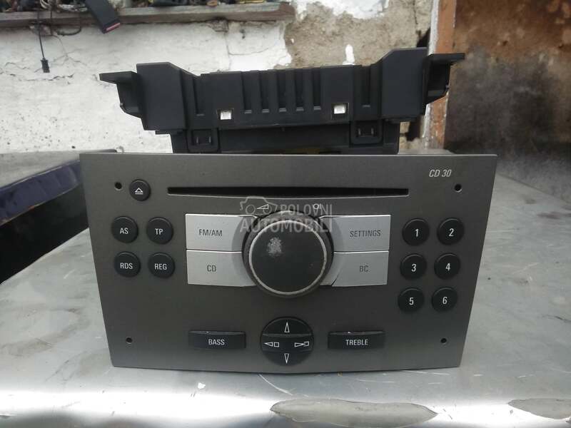 Radio i displej za Opel Astra H