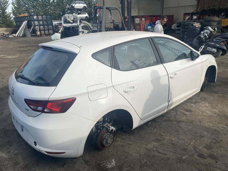Seat Leon TGI 2016. god. -  kompletan auto u delovima
