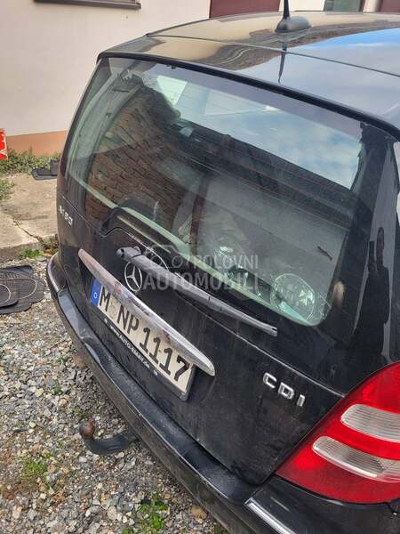 gepek vrata za Mercedes Benz A Klasa, A 140, A 150 ... od 2004. do 2008. god.