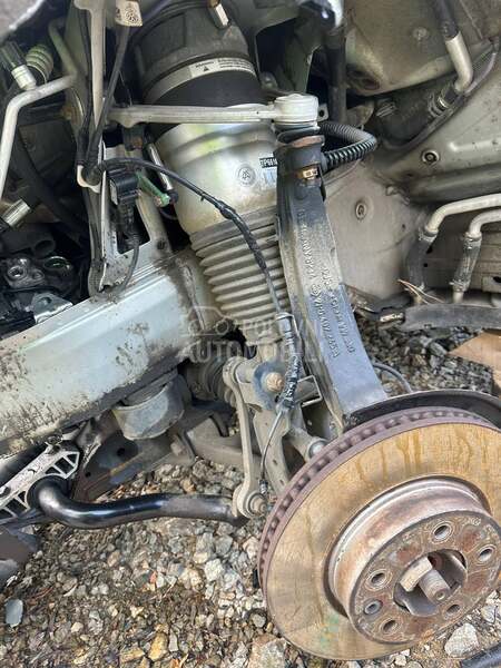 Rukavac lager za Volkswagen Touareg od 2010. do 2017. god.