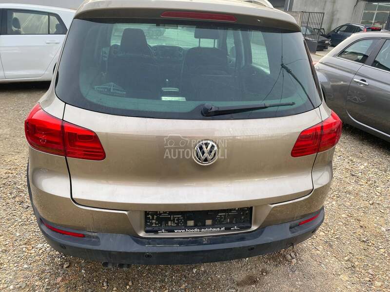 zadnji branik za Volkswagen Tiguan od 2011. do 2016. god.