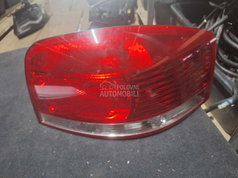 Stop svetlo za Audi A3 od 2005. do 2011. god. za Audi A3 od 2005. do 2011. god.