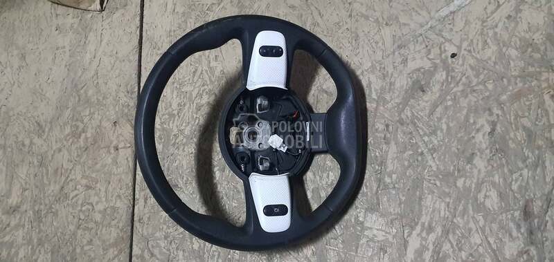 Volan za Renault Twingo od 2015. do 2024. god.