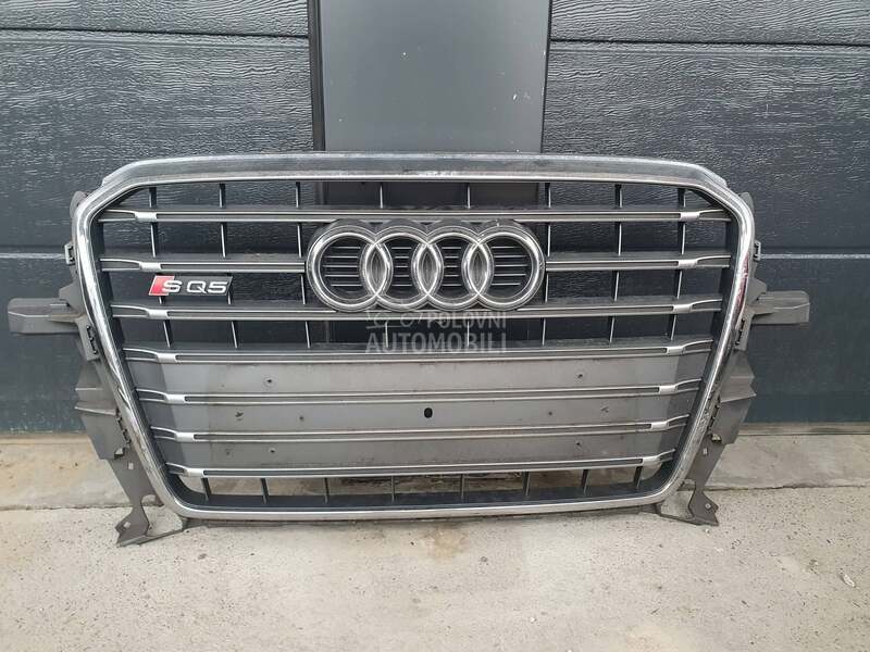 Maska za Audi Q5 od 2009. do 2015. god.