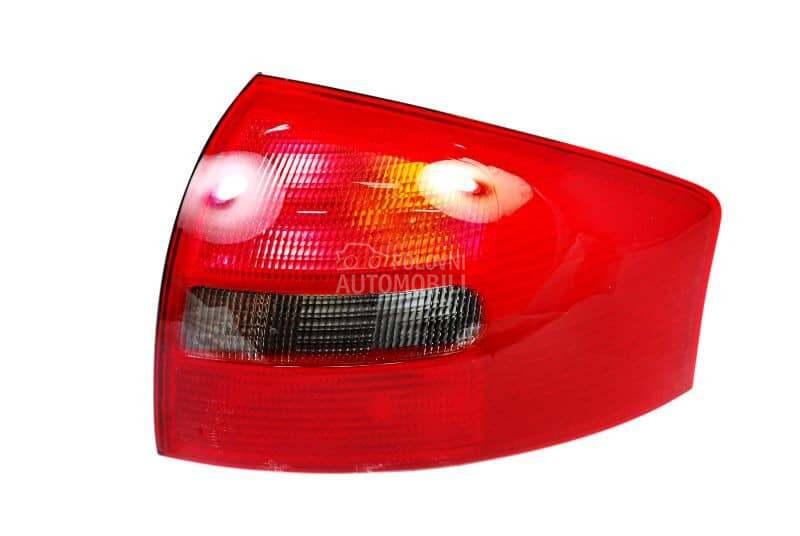 Desno stop svetlo za Audi A6, A6 Allroad od 1997. do 2005. god.