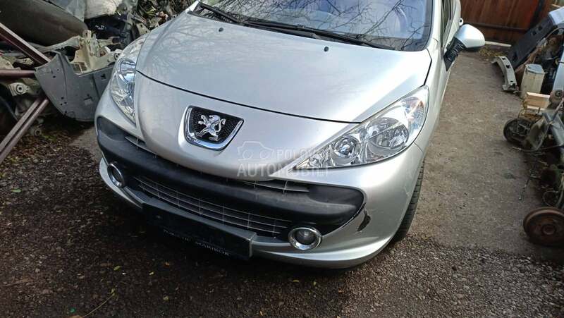 Prednji branik za Peugeot 207