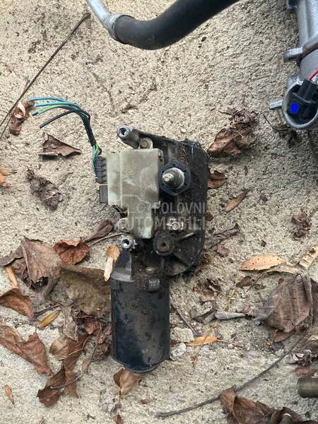 prednji motor brisaca za Fiat Uno od 1985. do 2000. god.