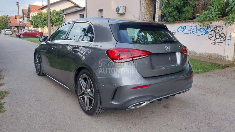 Mercedes-Benz A 180 2018 photo 4