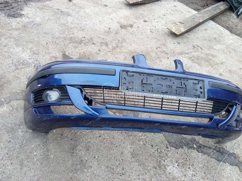 Branik prednji za Seat Leon za 2003. god.