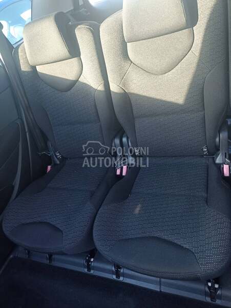 Pomocna sedista za Peugeot 308