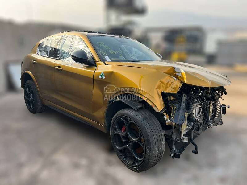 Pojačalo za Alfa Romeo Giulia, Stelvio