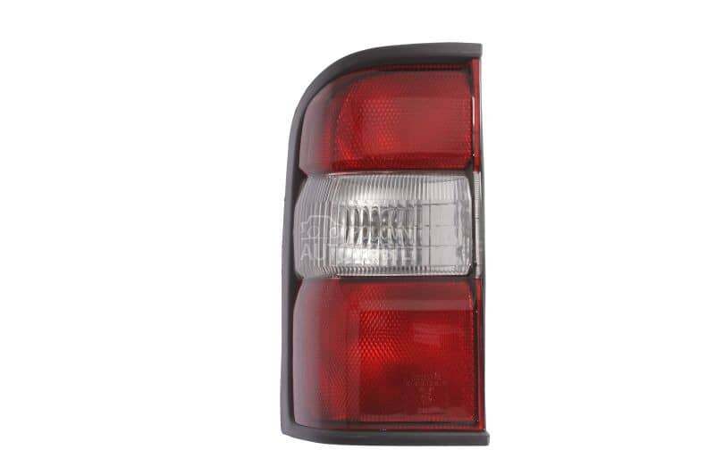 Levo stop svetlo za Nissan Patrol od 1988. do 2003. god.