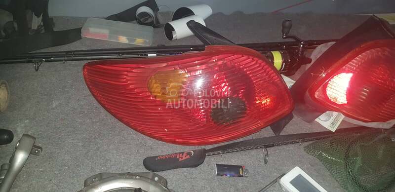 leva stop lampa za Peugeot 206 od 2003. do 2008. god.